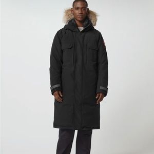 NEVER BEEN WORN! Canada Goose Westmount Parka in gray w/ removable hood